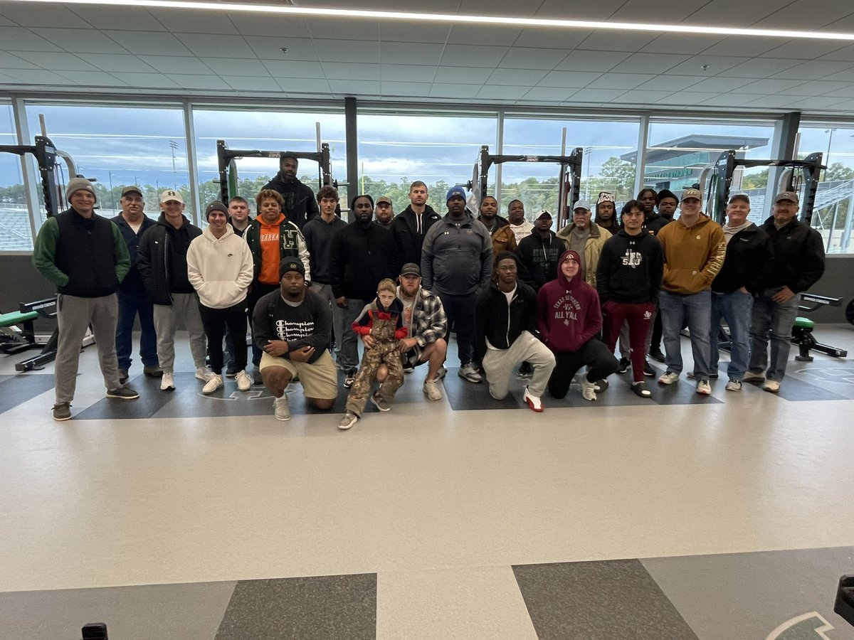 Swung by HISD Stadium for <a href="/_HuntsvilleFB_/">Huntsville Hornet Football</a> walk through and community prayer before tomorrow’s Regional Semi-Final game against Richmond Randle. A bunch of alumni came as well.