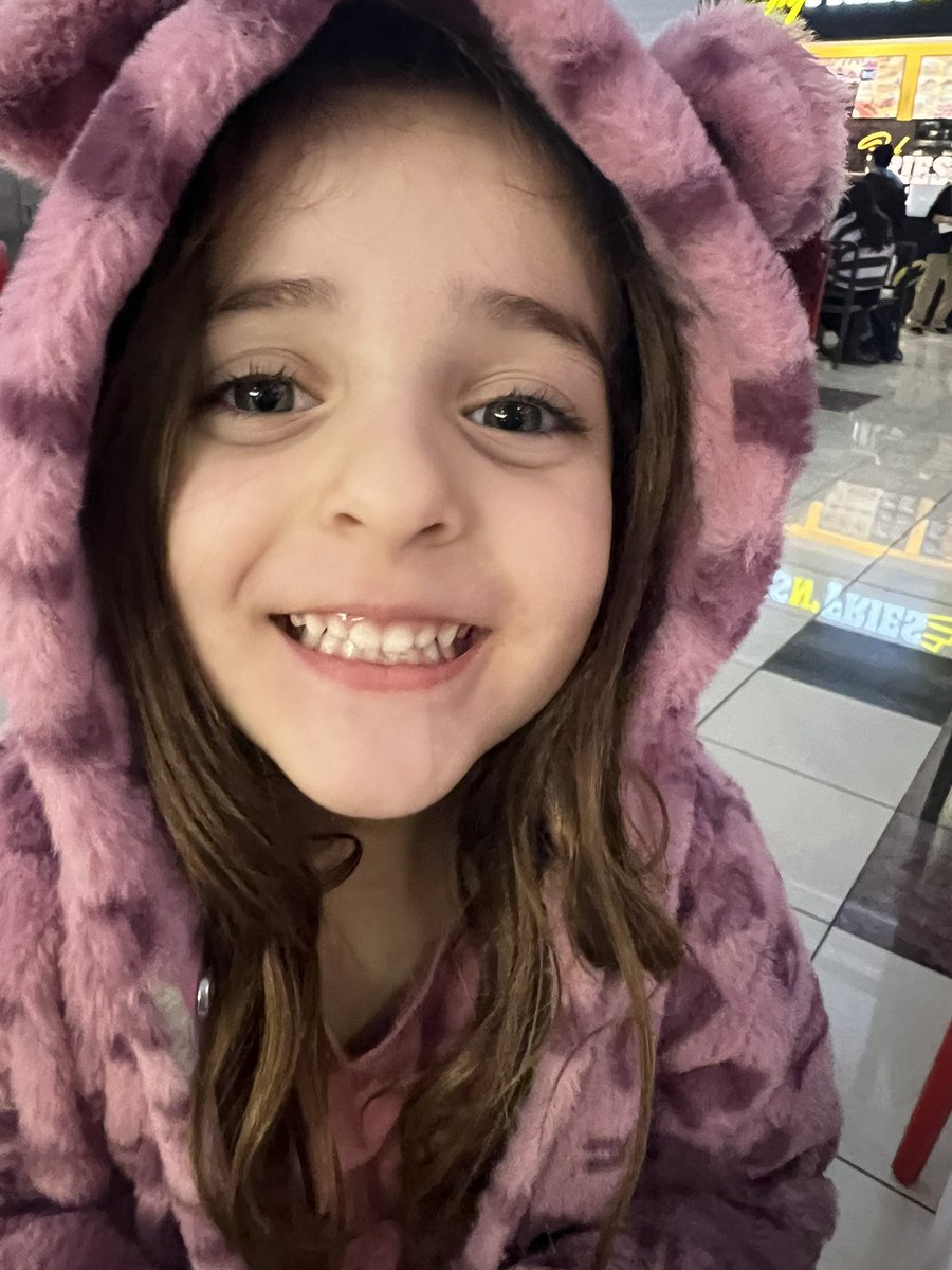 Myriam Montemayor tweet media