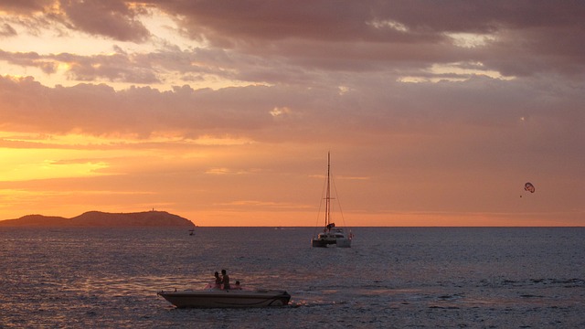 travelinfodata's tweet photo. Ibiza  city guide https://t.co/fNKATuObIr #travel #Ibiza #IbizaGuide https://t.co/RdlExqpwMH