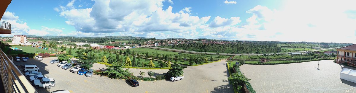pmboya's tweet photo. @dirdennoh @nhannahjones @bgksays @PierreKundi @ArvindKotte @MacdukeTS @ObaiJanabi @baikosez @NguliMT @Ngeo_T @erycoyugi Panoramic and other shots showing a part of the #MbararaCity view. #YafreekaTourism #YafreekaGD23 #GraduationDay23 #WatchAndLearn @PierreKundi @AryaNjeri https://t.co/678JeFBuij