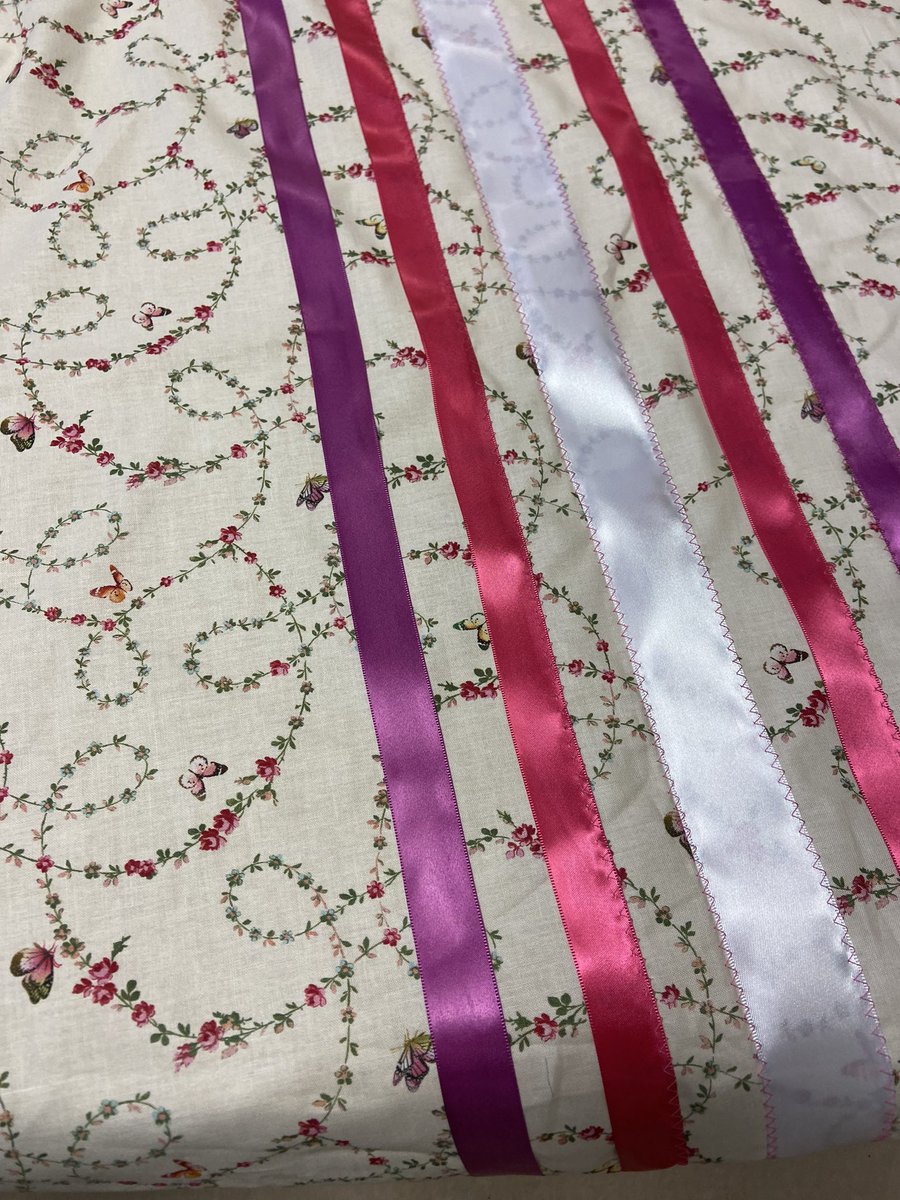 Anne Comfort tweet media