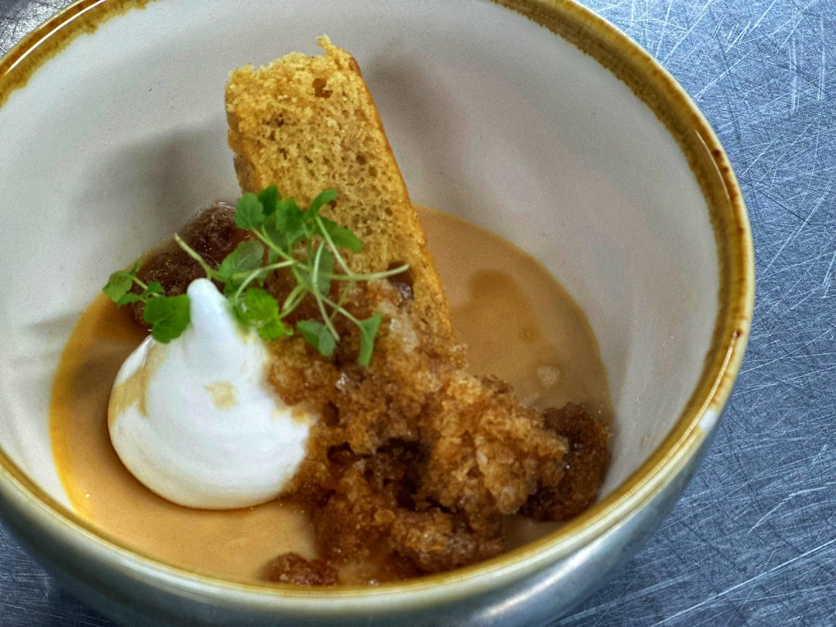 Josephmbryan's tweet image. Great feedback from the @SpedeNews legacy dinner. A fantastic @HolroydHowe team effort #hhdna @ChefSi71 @JPHolroyd @chefbenji64 @OliCullers @DanielCollier84 @DamianBlake4