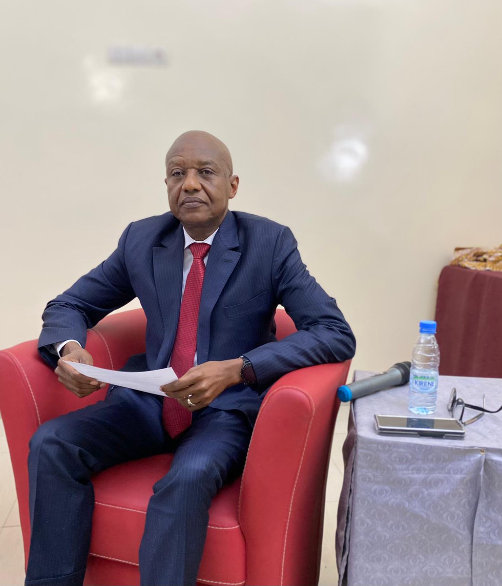 SySyMaty's tweet image. Le panel sur le thème 💡« Insécurité et instabilité en Afrique de l&apos;ouest : quelles implications pour le Sénégal ? » est en cours 📍@ejicomschool 

#Ejicom #Cored #Kebetu #Presse