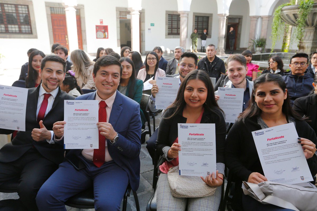 Guillermo Lasso tweet media