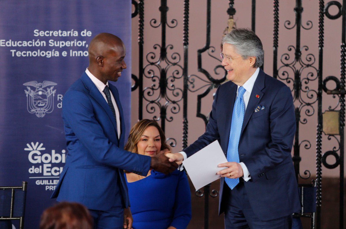 Guillermo Lasso tweet media