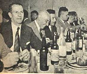 LeandroFontes50's tweet photo. Álvaro Nascimento, o Cascadura, foi defensor do Vasco na imprensa com o pseudônimo de Zé de São Januário. Por suas crônicas, os vascaínos passaram a conhecer a história do Clube. Por isso, a Coluna Nº 2 do Expresso Cascadura no @ludopedio é dedicada à memória desse personagem. https://t.co/pL3dFP60ez
