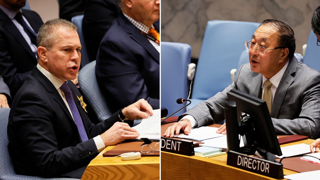 ActualidadRT's tweet photo. "Sea respetuoso, por lo menos": China 'pone en su lugar' a Israel en una reunión de la ONU https://t.co/50rBYXg6fb https://t.co/kLuWjPY3yK
