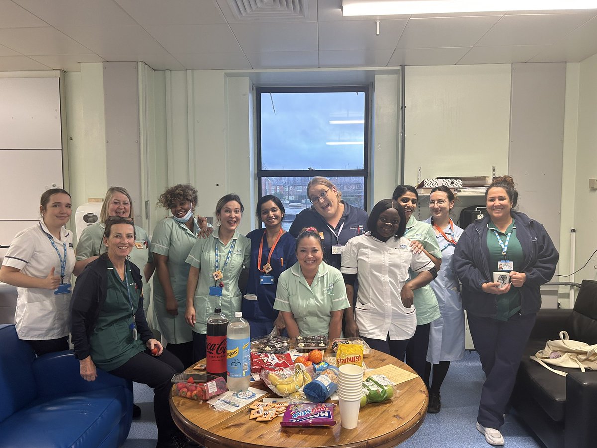Celebrating our fantastic support workers across Infectious Diseases. Thank you for everything you do! We could not do our job without you. #NursingSupportWorkersDay #IDteam #wearefamily @J3J4_SRIDU_MFT @MrsHMR83 @sarah_annsankey @cherylcasey22 @drleannjohnson