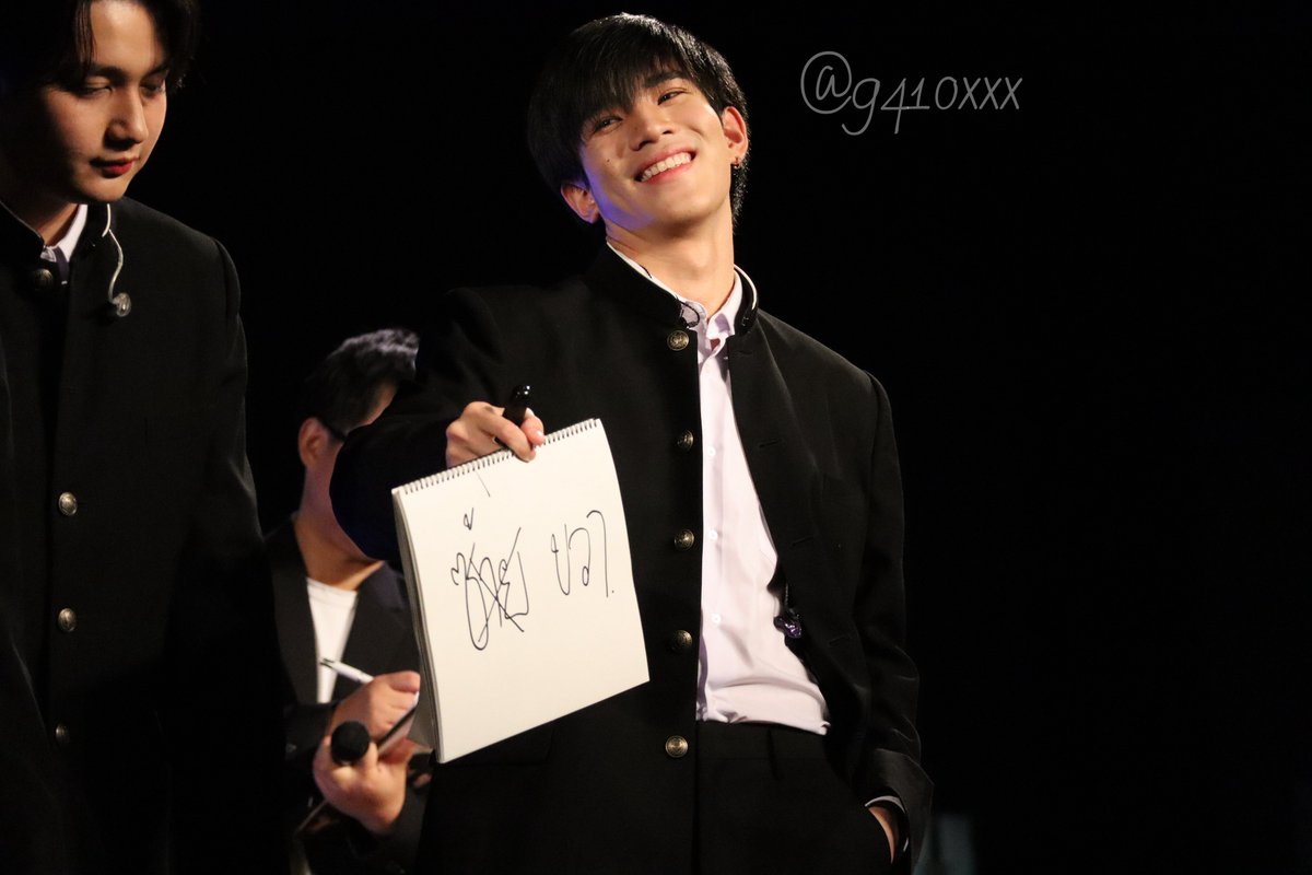 9410xxx's tweet photo. #MSPFanMeetingTokyo
#MySchoolPresidentinTokyo
#Fourthnattawat
#captain_
#winynny https://t.co/LiKm7ZrTXa