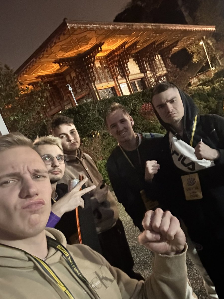 shoutyval's tweet photo. 2-0 vs Ireland!!!! 

Onto the semifinals, tomorrow morning🇨🇿🤞

LETSGOOOO https://t.co/PjvZme2IEy
