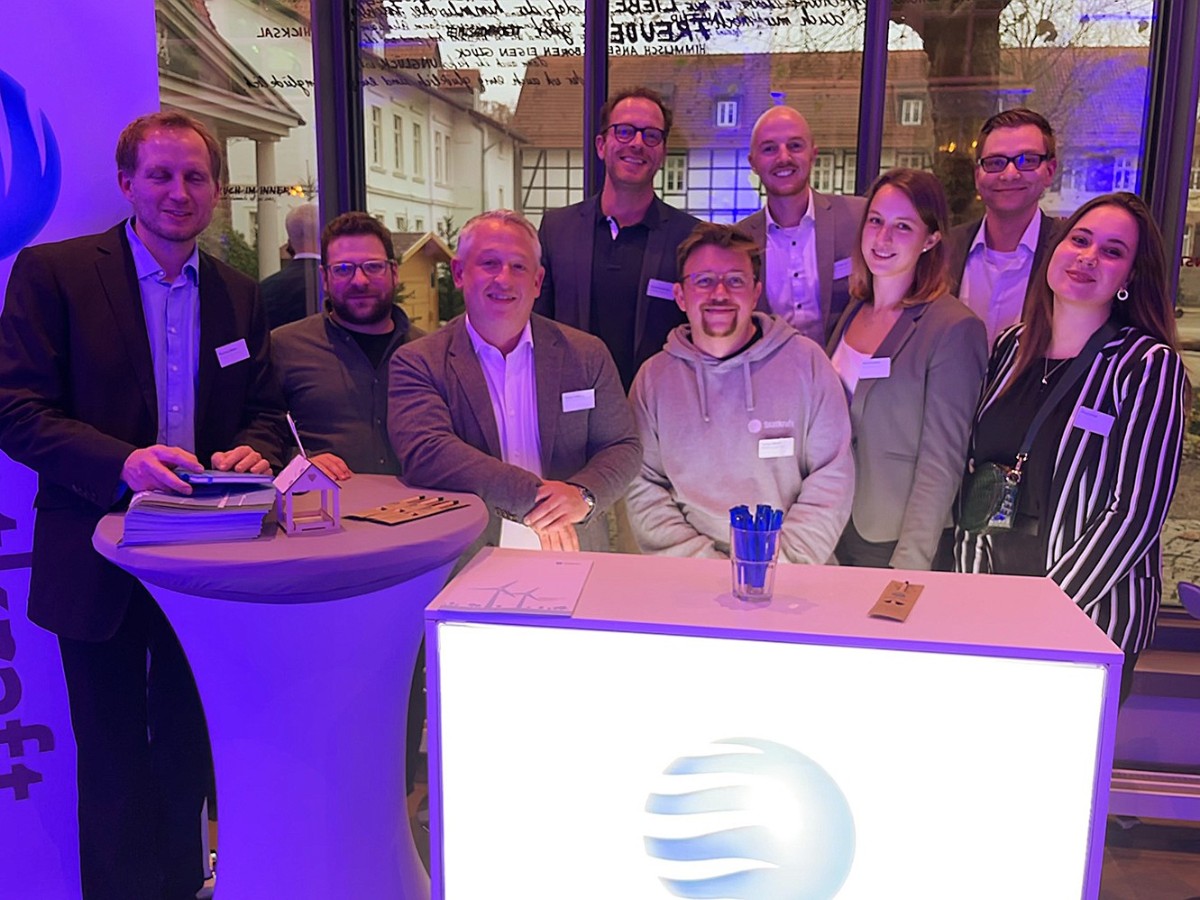 StatkraftDE's tweet photo. 📣 Wir sind bei den Windenergietagen NRW 2023 in Bad Driburg! Wir freuen uns auf neue Kontakte und spannende Gespräche zu Wind &amp; Co. 
Kommt vorbei und sprecht mit unseren Expert*innen. Gemeinsam können wir eine sauberere, grünere Zukunft schaffen 🌱🌍
#WindenergietageNRW https://t.co/D1Mxx0EqWd