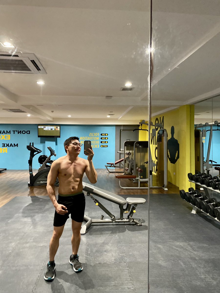 markyexplorerRL's tweet photo. Late night workout done. 💪��💦 #Abs #WheninClark #ExploreClark #Clark #Pampanga #Fitness #Workout #Gym https://t.co/ZvReZHiZEH