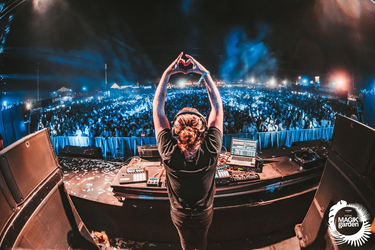 ¡Ya llega! Faltan solo 2 dias para #MagikGardenFestival! Pero es más que un festival. Es una unión increíble de ritmos, personas y energías. Revisa el line-up, consigue tu entrada y ven a bailar con nosotros: ¡nos vemos este fin de semana!

#Chile