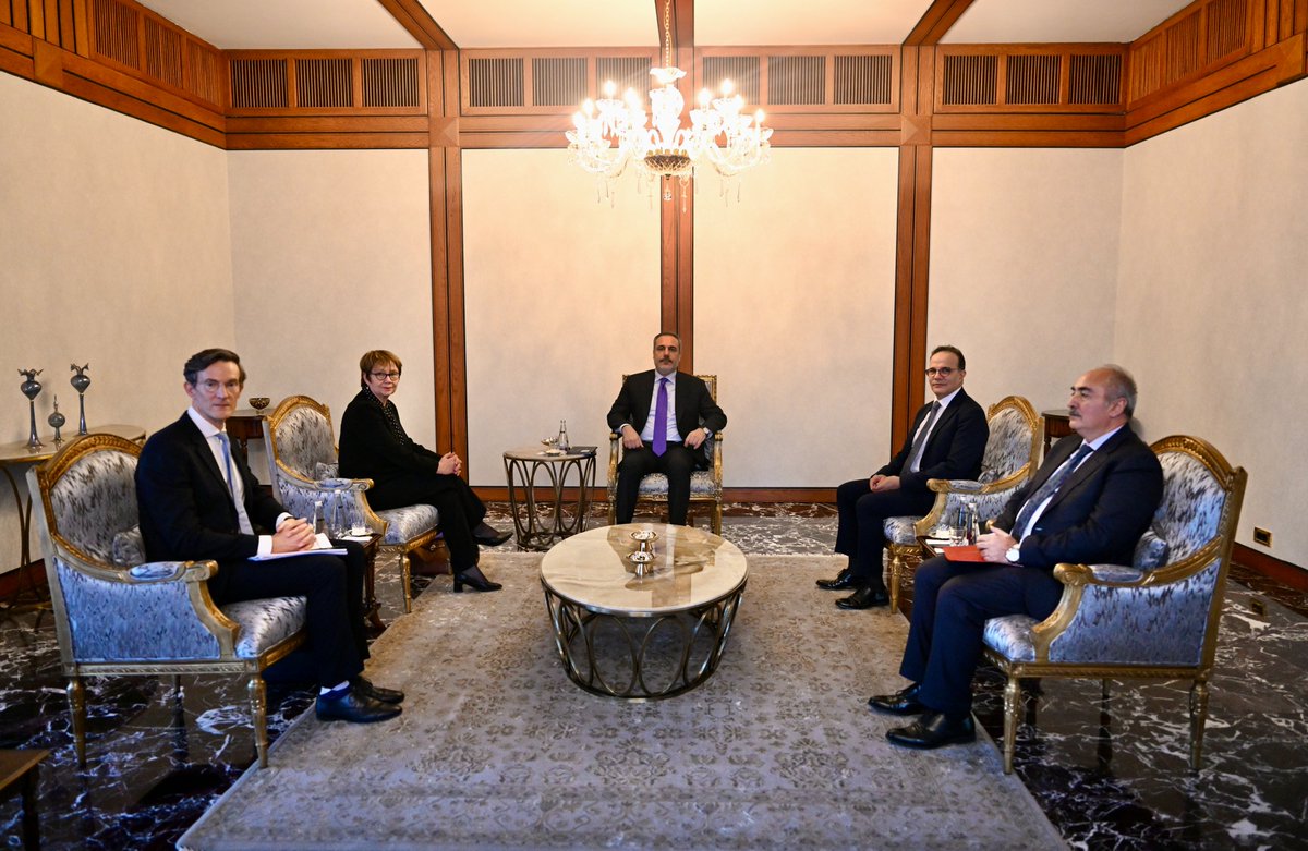 MFATurkiye's tweet image. Minister of Foreign Affairs @HakanFidan received Odile Renaud-Basso, President of the European Bank for Reconstruction and Development (#EBRD), in Ankara.