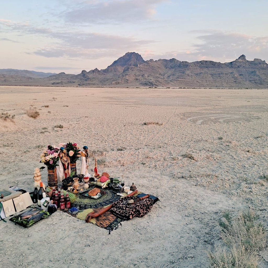 Ptahmassu's tweet image. Your practice is unique to your region, local deities, personal gods and spirits, and individual needs and disposition. What you do is bound to look different from what others do, even in the same tradition. Offer the service that's right for where you're at right now. Right now.