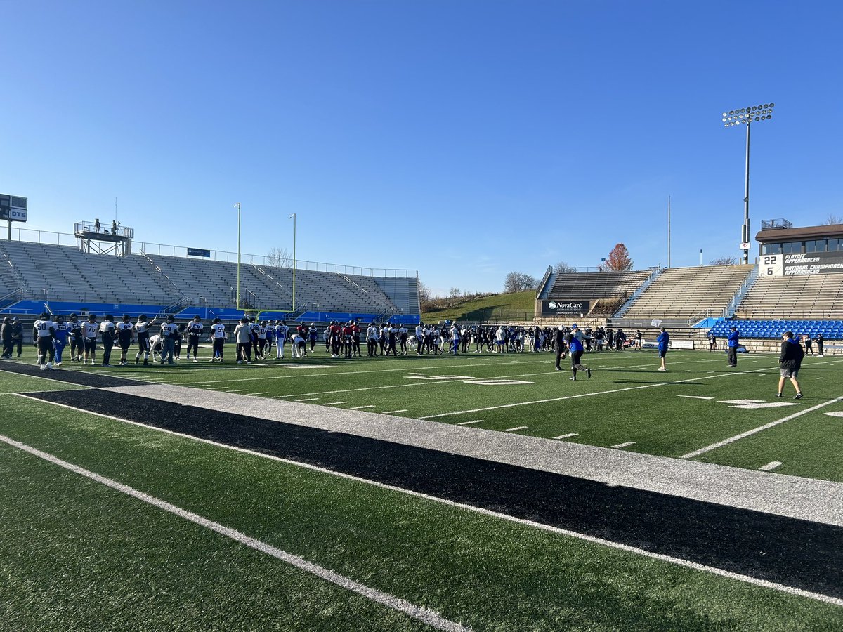 GVSU Football tweet media