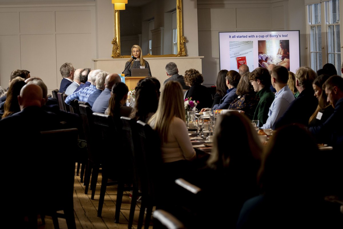 Dublin City University tweet media