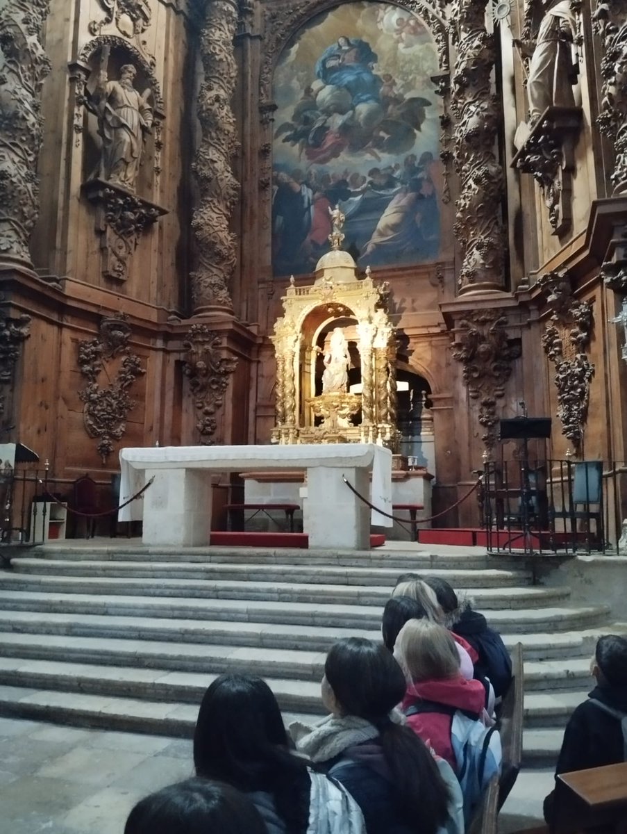 CrieBerlanga's tweet photo. Recorrido #entrecalles por Berlanga de Duero conociendo y disfrutando de su rico patrimonio artístico y cultural
@CEIPRosaChacel 
@CeipSagrados 
@CRARiberadDuero 
@crieb https://t.co/07vLXI6Wdh