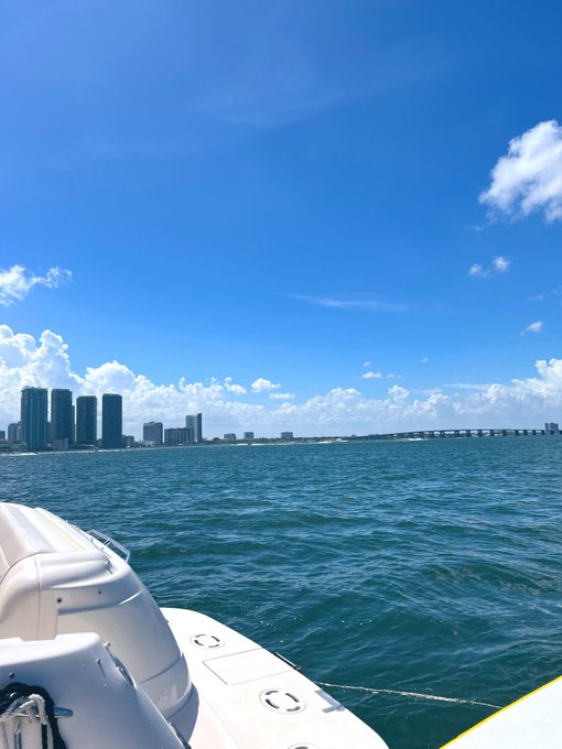 Spending Thanksgiving on da yachts - Happy Holiday&rsquo;s 🍁 https://t.co/pNW6sTb4r9<a href="/tag/mypovuncut"class="tags"><span>#mypovuncut</span></a>