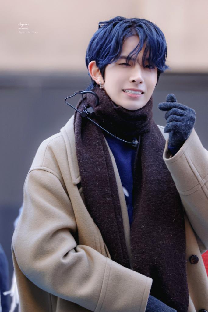 long coat season continues to be the gift that keeps on giving!!!!!!!!