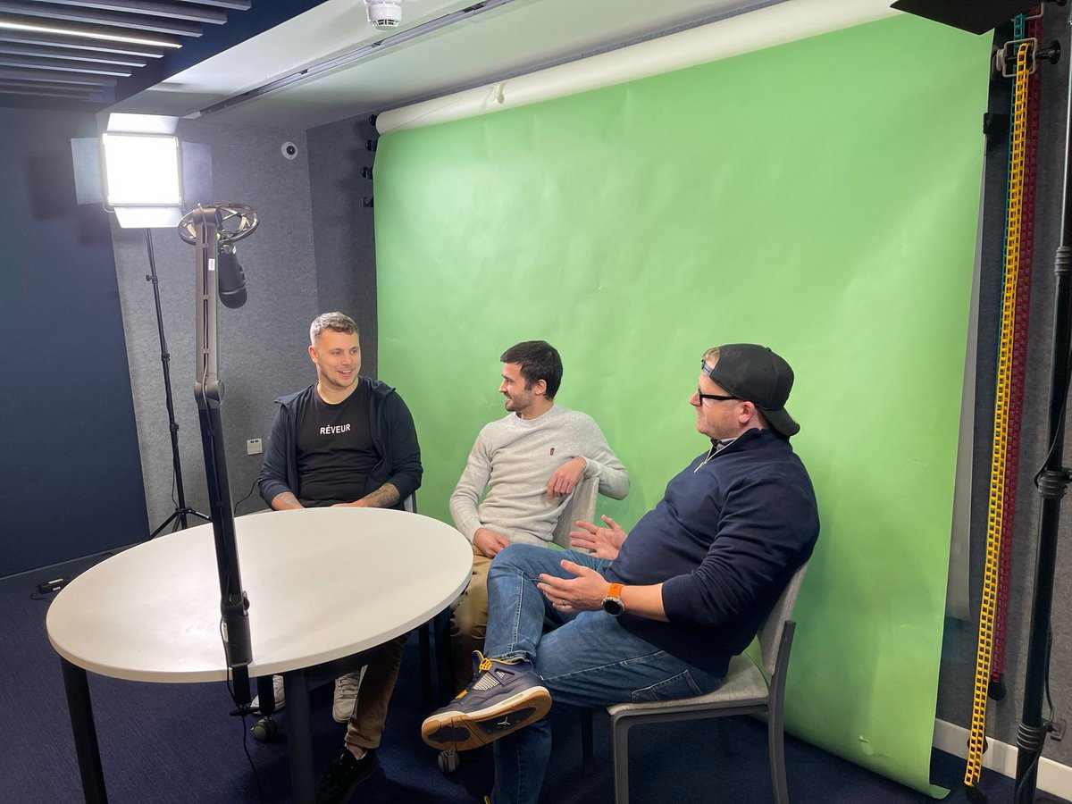 'is 42 years old too old to wear a hat backwards, @0x4A757A?'  'Yes, Chris'.

Some media work in Manchester.  Shout-out to the Cytix team!  

#Cybersecurity #ContinuousTesting