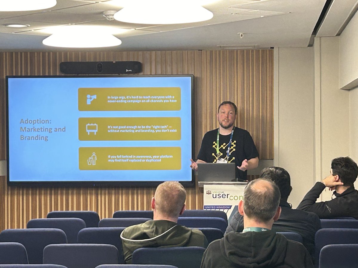 VirtualGirlLS's tweet image. The need for good marketing ⁦@puppetize⁩ #UKVMUG