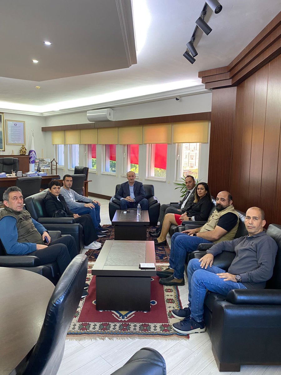 FarukSaralll's tweet photo. Örgütlü olduğumuz Didim belediyesinde belediye başkanı Ahmet Deniz Atabay ile üyelerimiz adına temsilcilerimiz ile birlikte görüşme yapıp, ardından Didim belediyesi temsilciler kurulunda değerlendirmede bulunduk
Yaşasın örgütü mücadelemiz...
Yaşasın Disk..
Yaşasın Genel İş.. https://t.co/ySPp5OZjQK