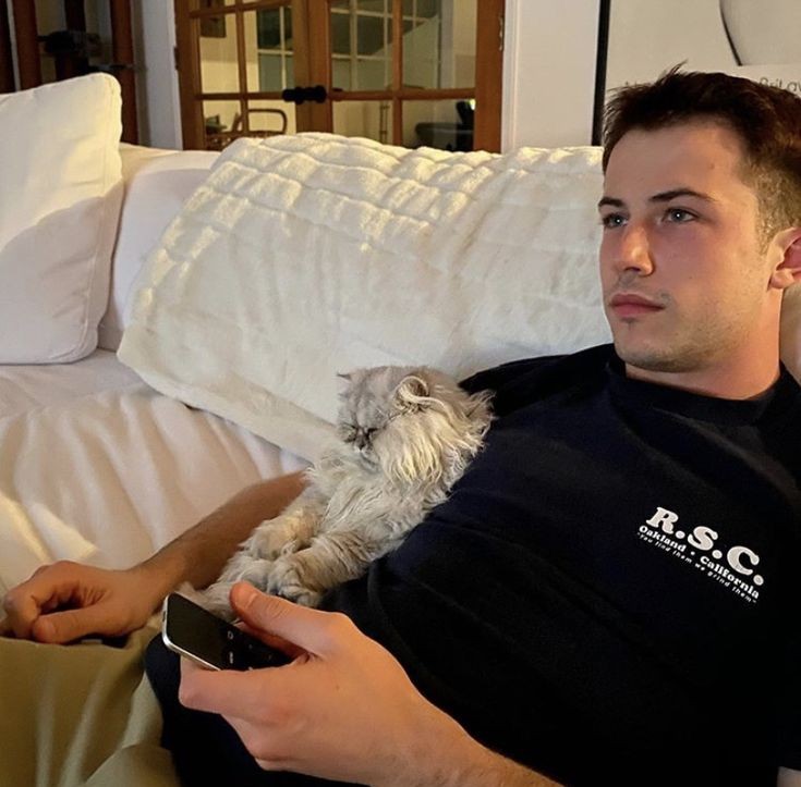 lorenzo (@lzurz9) on Twitter photo 