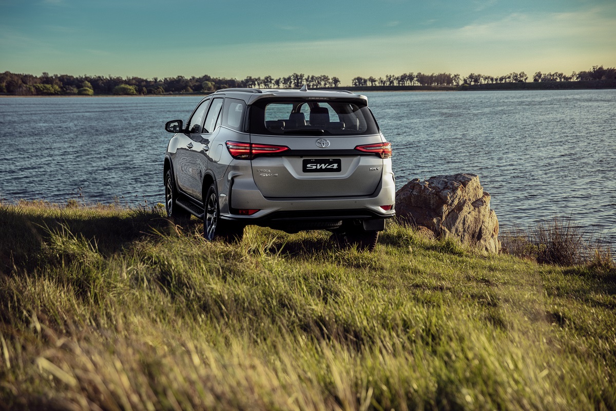 #Toyota actualizó la #SW4
Retoques estéticos y equipamiento destacado, a continuación. tiempomotor.com/toyota-actuali……
<a href="/Toyota_Arg/">Toyota Argentina</a>