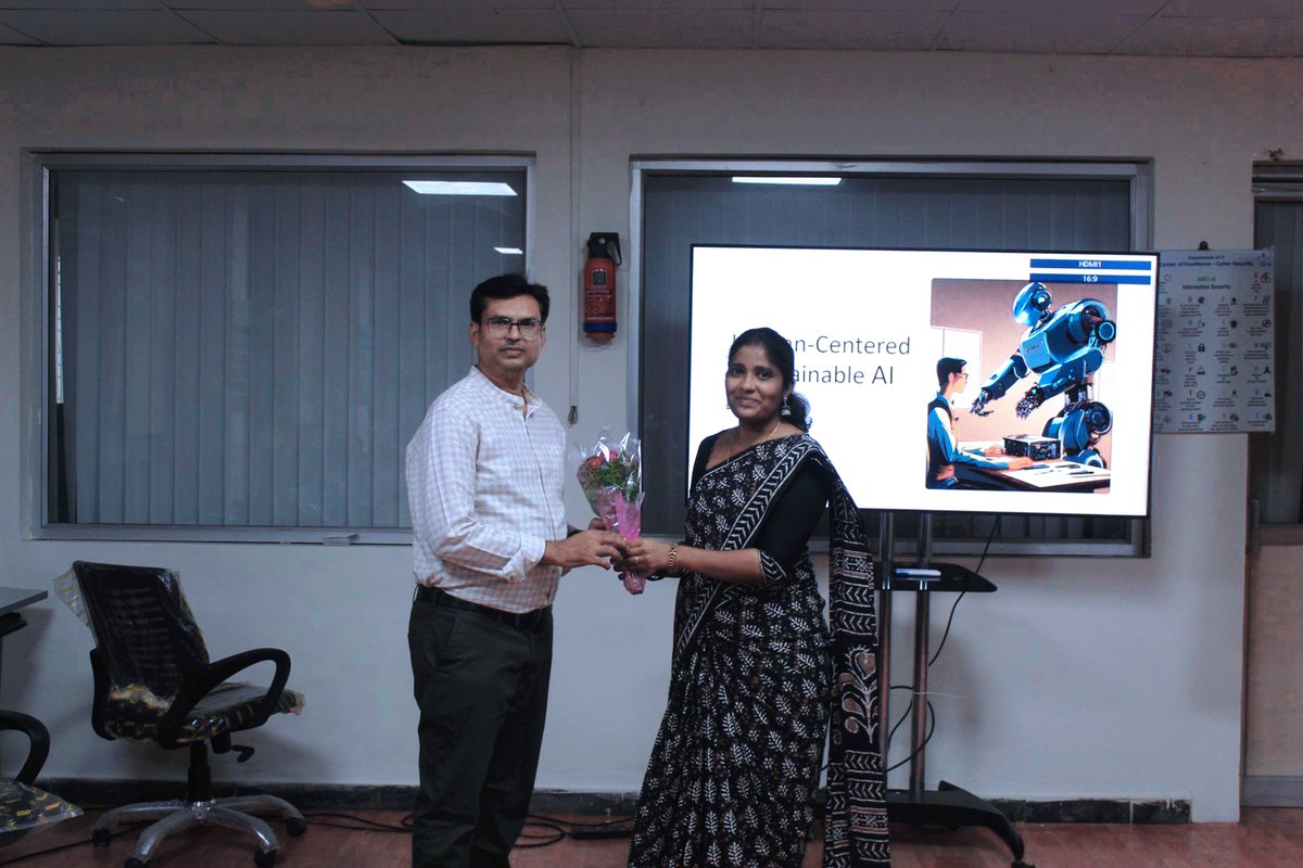 SocialIt31363's tweet photo. Day 4 of the GNITS IT Department's ATAL FDP on Explainable AI in Automated Driving brought illuminating insights. Dr. P. Pavan Kumar from KLUH, Hyderabad, led the morning session on Vanets in XAI. In the afternoon, Dr. M. M. Venkata Chalapathi from VIT University, Vijayawada. https://t.co/94Tmlrh5Zd