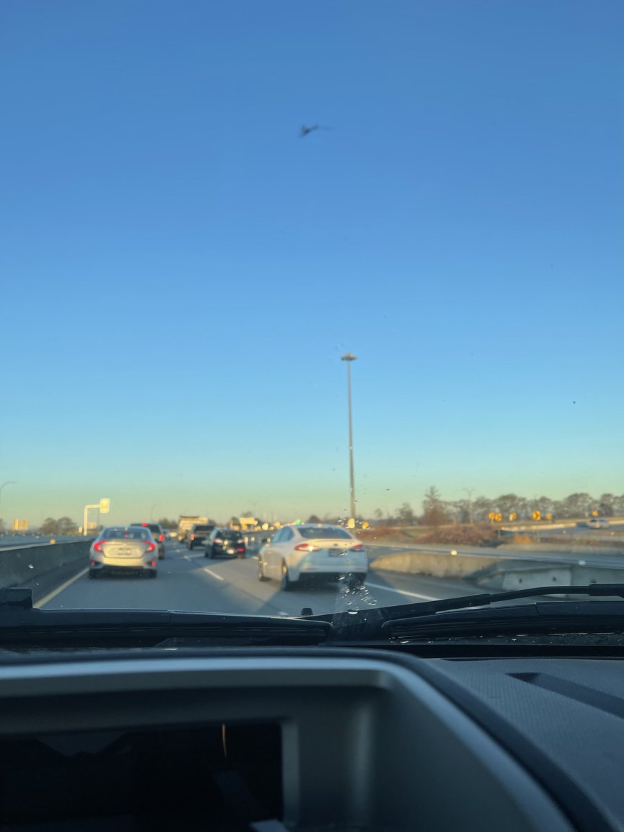 RaeAlcock's tweet photo. ⁦@CityNewsTraffic⁩ Ladner trunk https://t.co/MUUzzriMsK