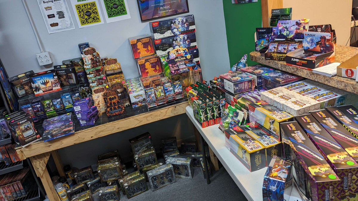 SydeQuestGames's tweet photo. Happy Thanksgiving!  #BlackFridayDeals and #SmallBusinessSaturday savings this weekend!  Colored dots determine your savings come earlier to get the better deals.  See you at #SydeQuestGames 131 Main St. downtown Wadsworth, OH. https://t.co/4BuRiaRSck