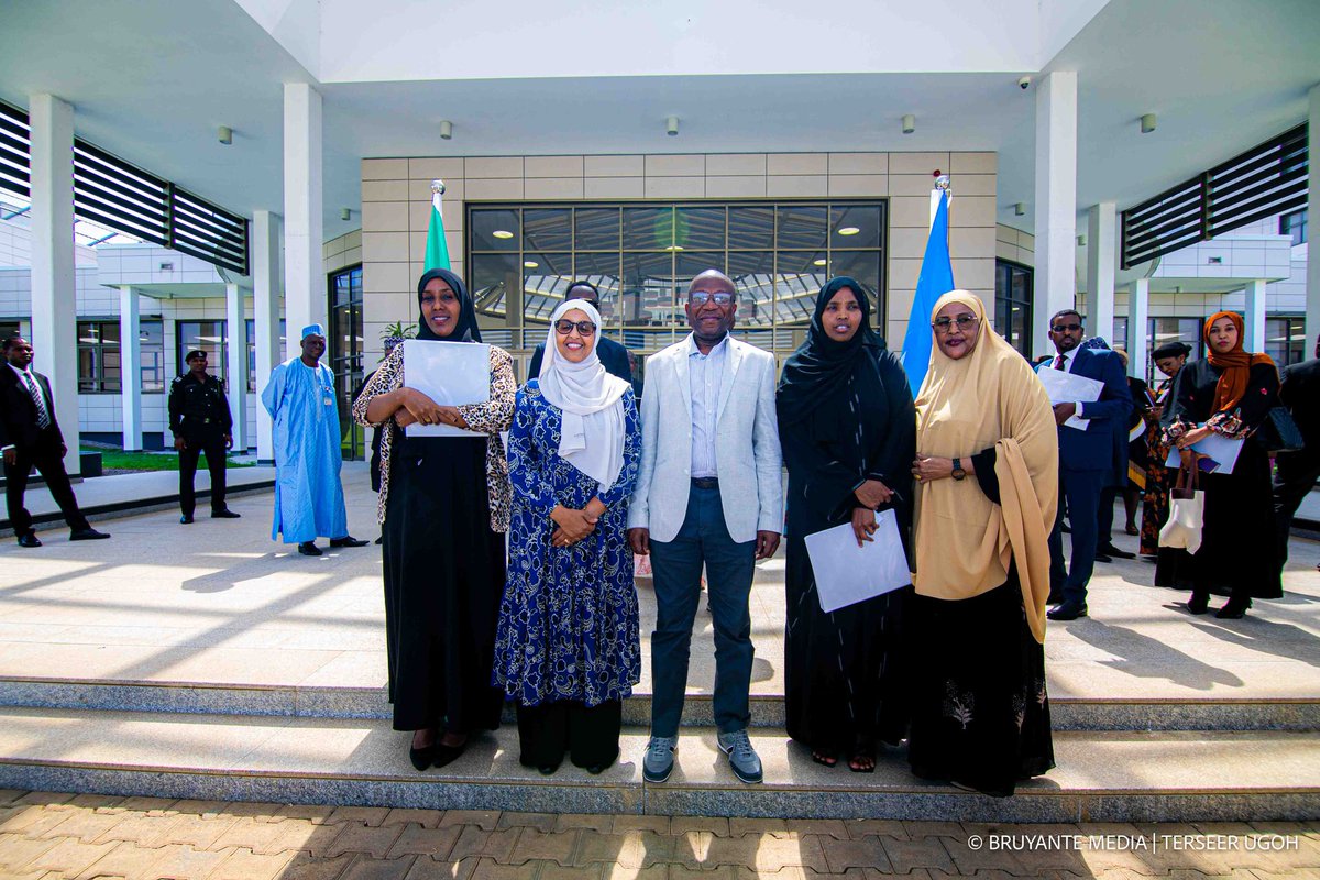 Thanks to the Senate President  Sen. Godswill Obot Akpabio  and Women Senators of the Nigerian Parliament for their  warm  welcome of our Somali   Parliament delegation.
It  was historic  visit. I am also thanking UNFPA Somalia Office.