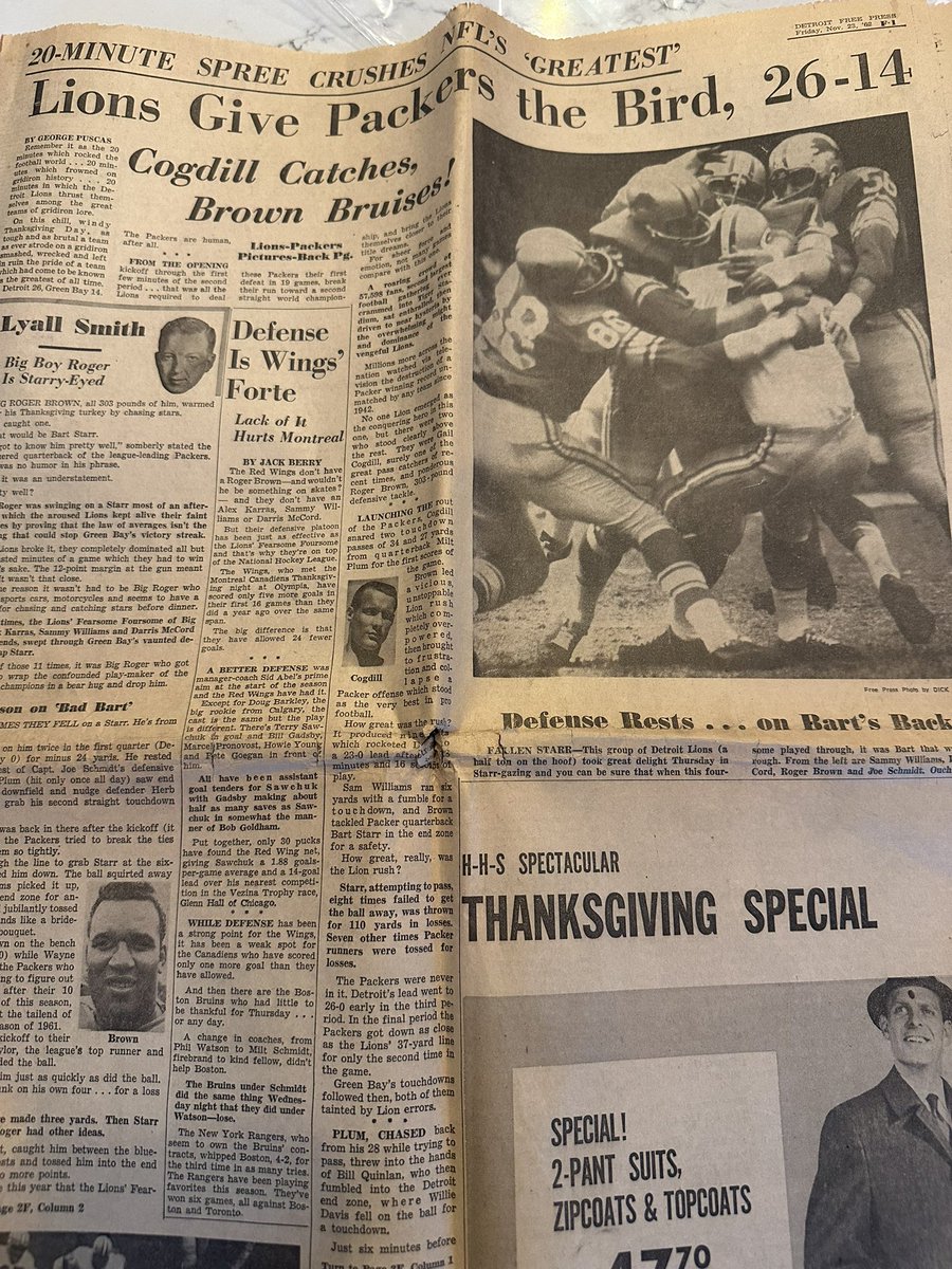 awealthofcs's tweet image. The last time the Lions were 8-2 was 1962

My dad (a lifelong Lions fan) realized he kept the Detroit Free Press from that game and fished it out this week

They beat the undefeated Packers w/Bart Starr on Thanksgiving

Great headline too