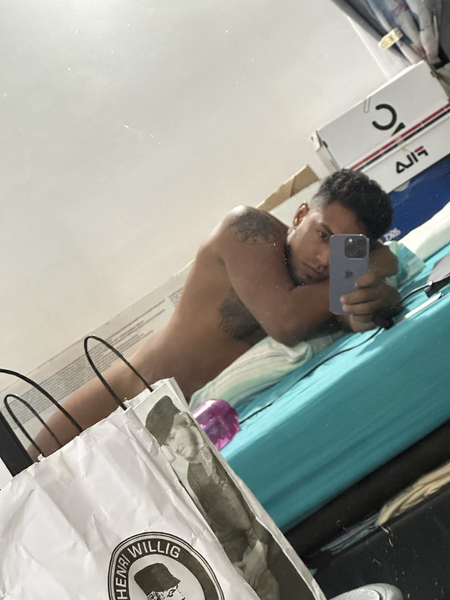 JoshepOf's tweet photo. 🛏️🌅

#man #men #latin #latino #moreno #sexy #pics #picoftheday #adult #onlyfans #onlyfanspromo #ofjoshep #hotguy #handsome #hotmen #hot #gay #guy #sexyman #hotman #nude #nudeman #bottom #peach #bed #bedroom https://t.co/D9XzcXEIbN