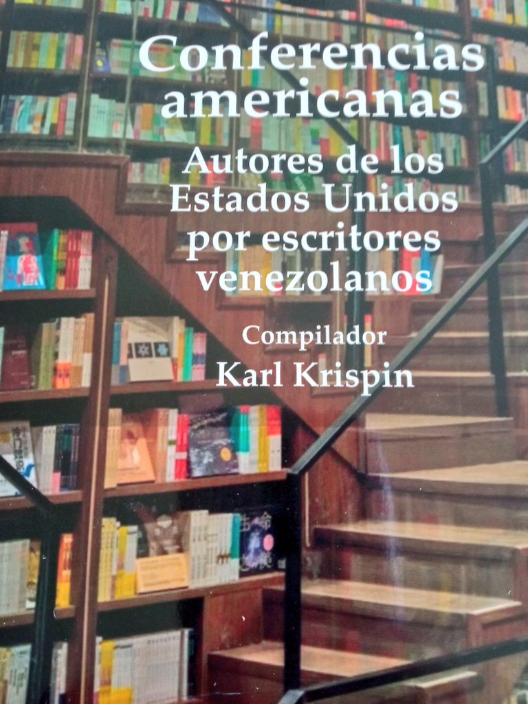 Y hoy para acercarnos al tema de Tematologia ( Literatura Comparada) lo hicimos a partir del magnífico ensayo sobre Ernest Hemingway de la autoría de @jtangolaheredia en este bello libro complilado por @kkrispin editado por @oteditores y el CVA 
#LenguaEspañola2 
@SIRNEIM