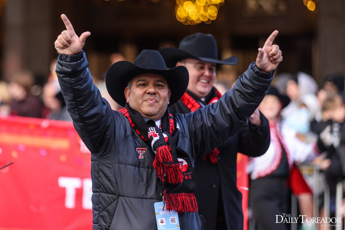 DailyToreador's tweet photo. The Goin' Band from Raiderland performs in the nationally broadcasted Macy's Thanksgiving Day Parade in celebration of Texas Tech's Centennial. #TTU100 https://t.co/Tl07vDnrCK