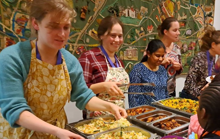 'Laat je nooit beroven van je christelijke gastvrijheid', lees de reactie van Gave-directeur <a href="/JanPietrMostert/">Jan Pieter Mostert</a> op de verkiezingsuitslag: gave.nl/nieuws/reactie…