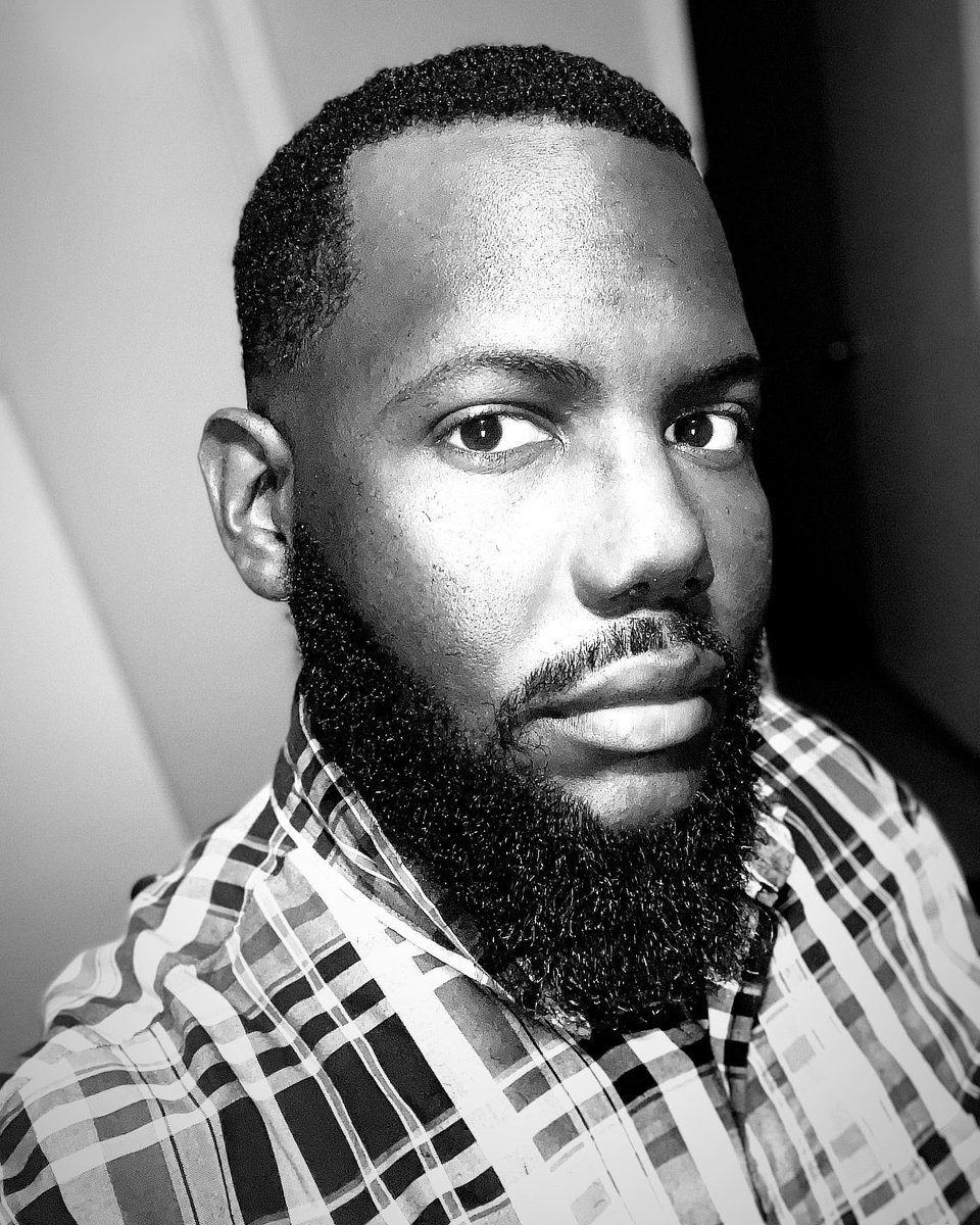 BrandNewTeeJ's tweet photo. #ImThankfulFor Everything I Could Be.. Looking Like Everything I Am.
#FreshCut #Thanksgiving #BeardGang #HandsomeBlackMen #BrandNewTeeJ https://t.co/6PV33FYGMn