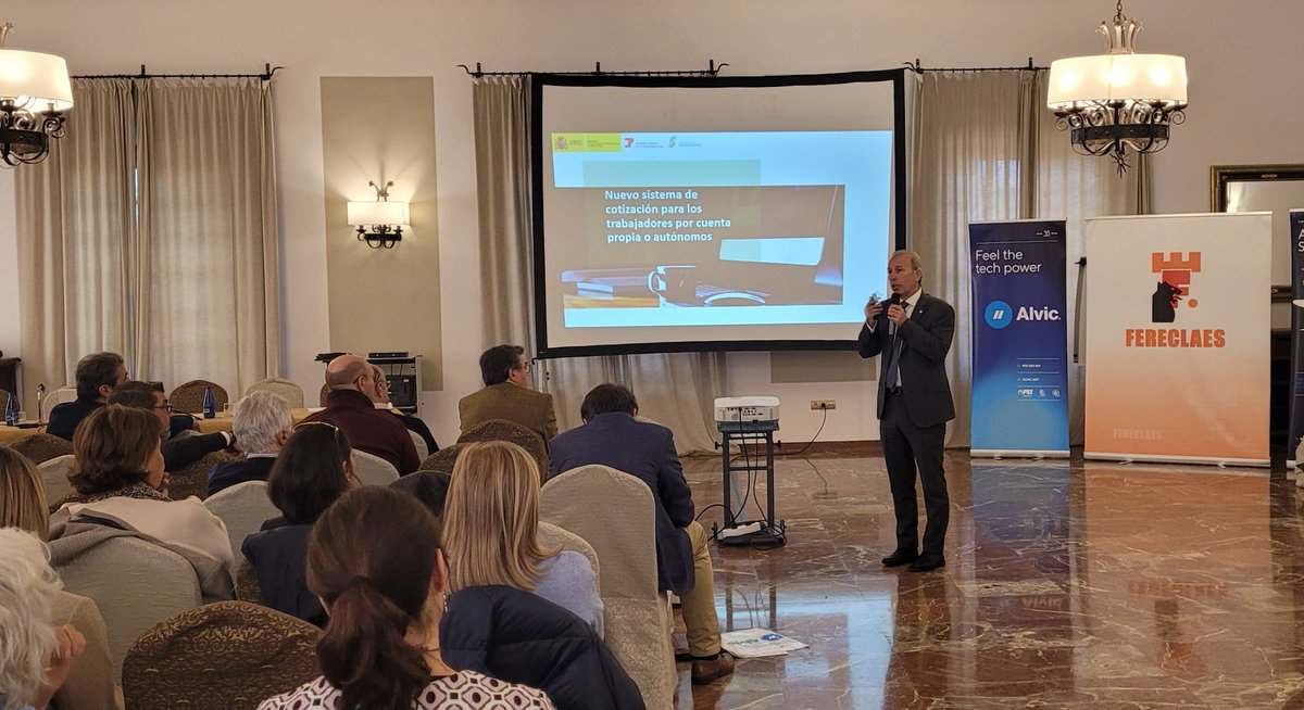 fereclaes's tweet photo. Muy interesantes las ponencias de Jerónimo A. González Clavero, Director provincial de la TGSS y del INSS de Valladolid, de Martín García y Jordi Noguer de @alvicgroup y de Javier Calderón, Director territorial de la inspección de Trabajo y Seguridad Social. https://t.co/5XZh2Dl4HK