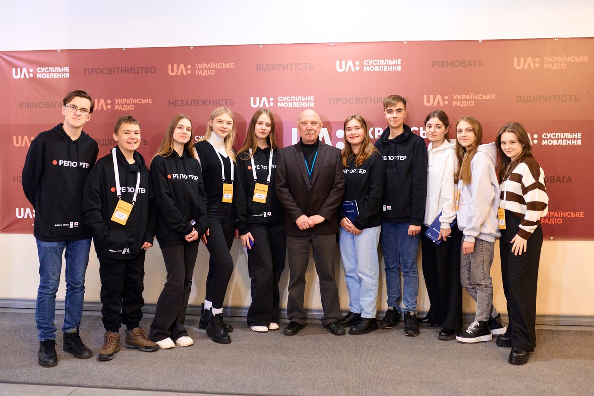 🎉10 winners of the National 'Reporter' Contest have met up in Kyiv at the three-day Reporter. Camp. Future Ukrainian journalists listened to the lectures by prominent Ukrainian TV & radio presenters about fact-checking & media work during the war. More 🔗 undp.org/ukraine/press-…