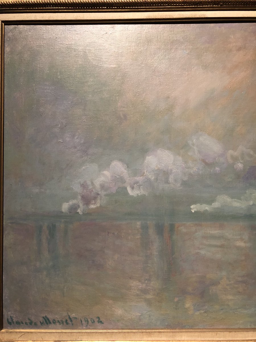 Julia_Marquerie's tweet photo. La exposición que hay actualmente en @centrocentro sobre Monet es una maravilla. Me han gustado especialmente las explicaciones interactivas sobre el color y la luz (a los restauradores nos encanta esto ☺️) y “El puente de Charing Cross. Humo en la niebla” ♥️♥️
#monetmadrid https://t.co/FlzWyWmmqn
