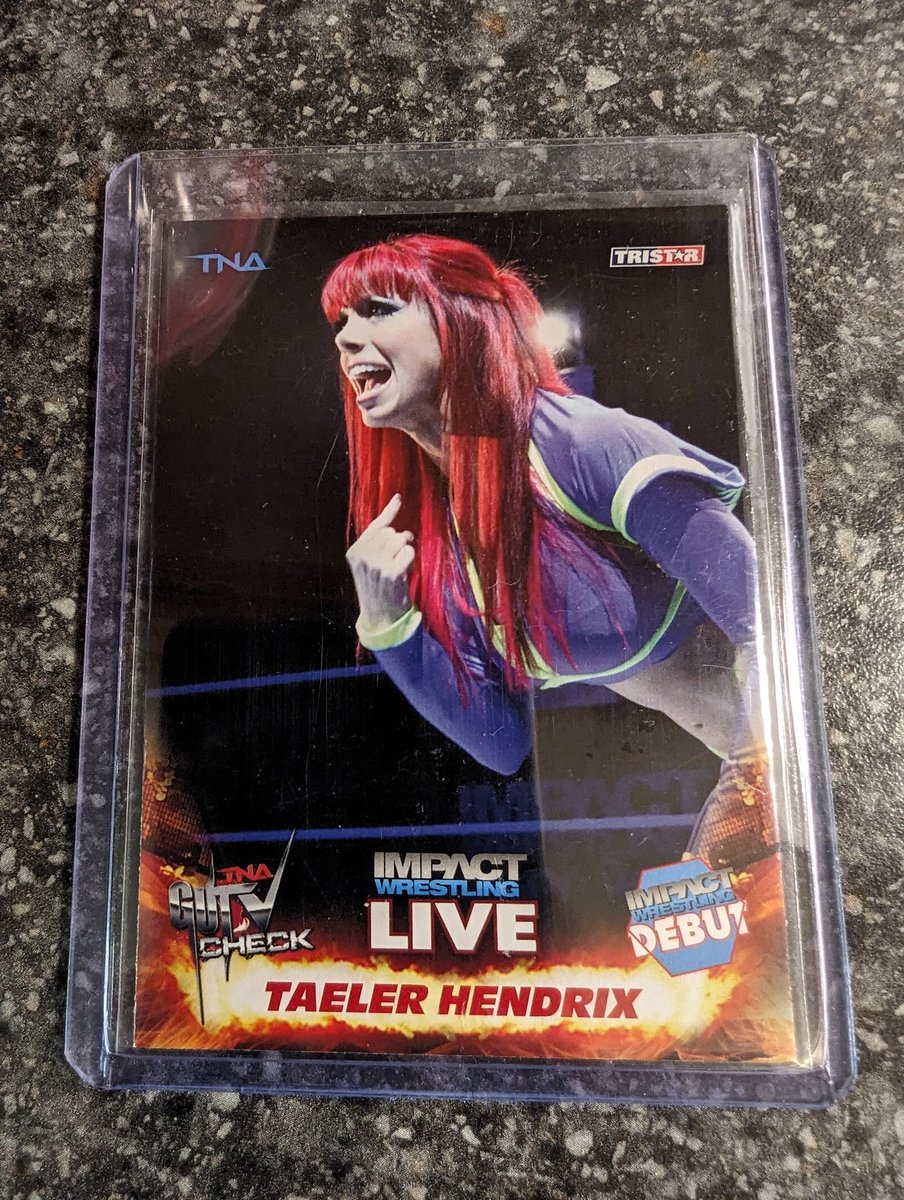 sithterry215's tweet photo. Finally got the @Taeler_Hendrix rookie card! Been trying to get this for awhile now. #HailHendrix #WrestlingCards https://t.co/SCiGvNglmf