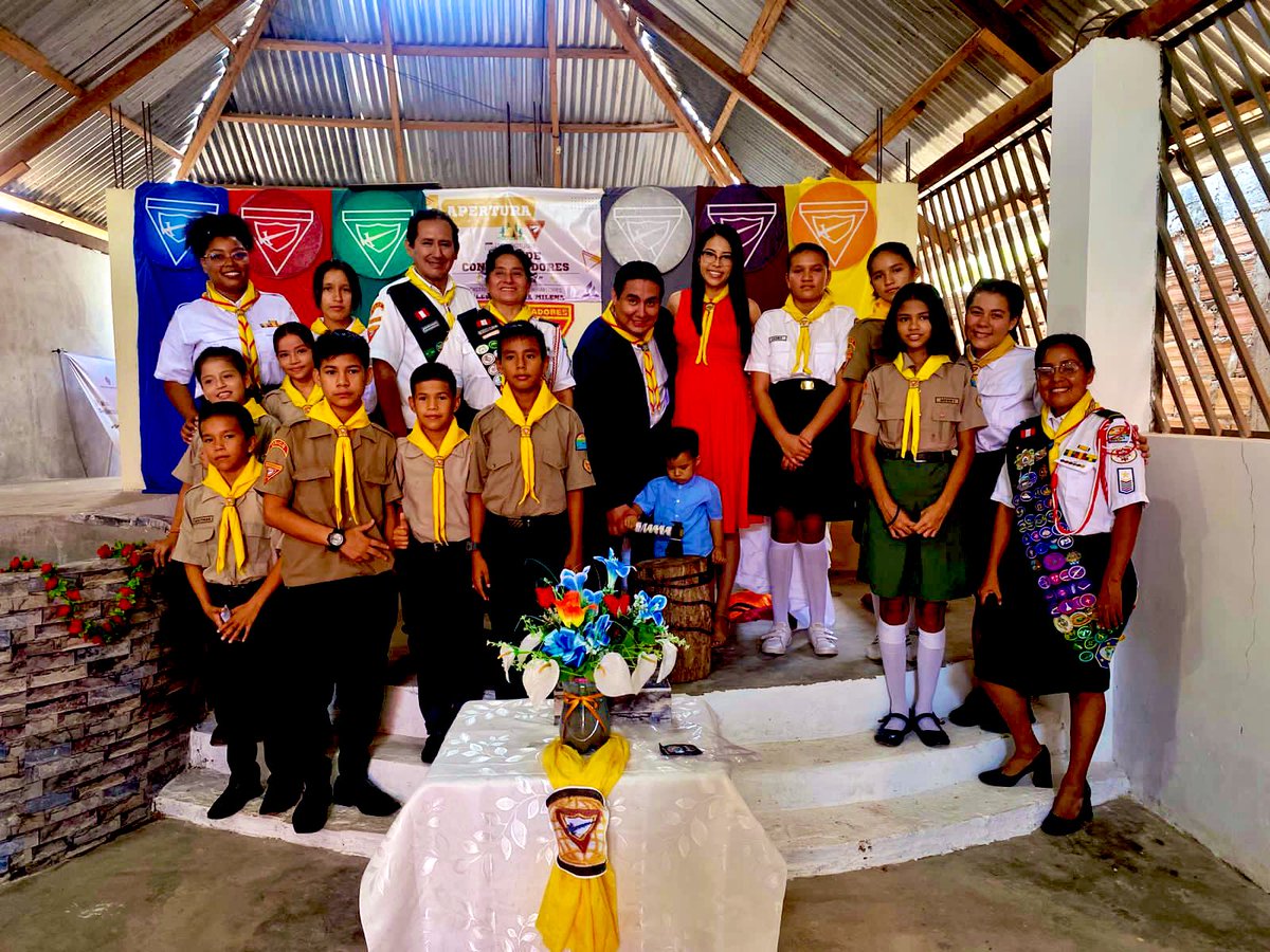 danigordillo92's tweet photo. “La iglesia no es competidora del mundo sino formadora para que sirviéramos Él” 🔌🌱 

#RosaMilena estuvo abandonada por 4 años. Con oración, organización y Fe de la familia Abanto Sangama ahora es un centro espiritual✨💯

@AdventistasUPS @AdventistasMOP https://t.co/RTGYQoC1Mm