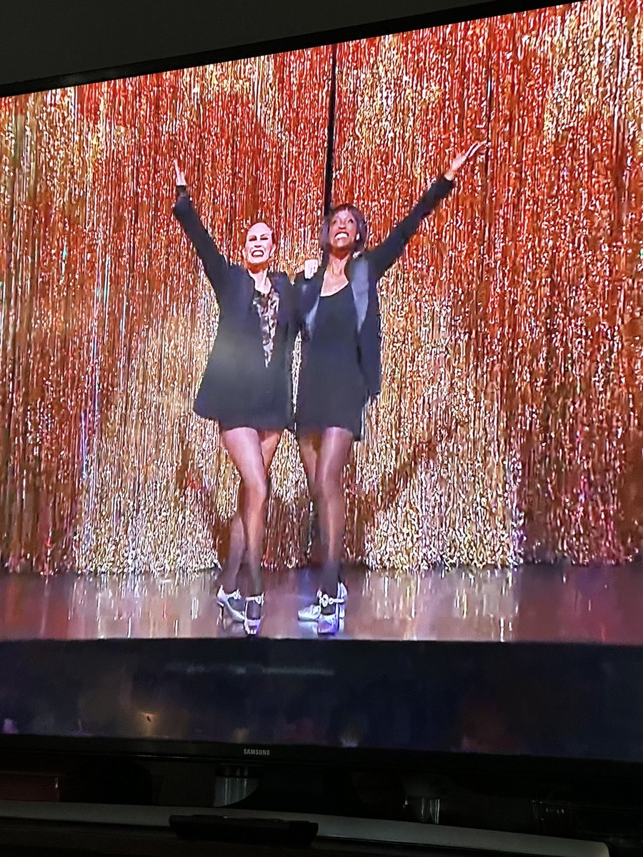 aleelyons's tweet photo. Not me getting super emotional watching @KeltieKnight live out her Broadway dreams. So happy for you girlie 😭💖 https://t.co/k3IKQPtx7P