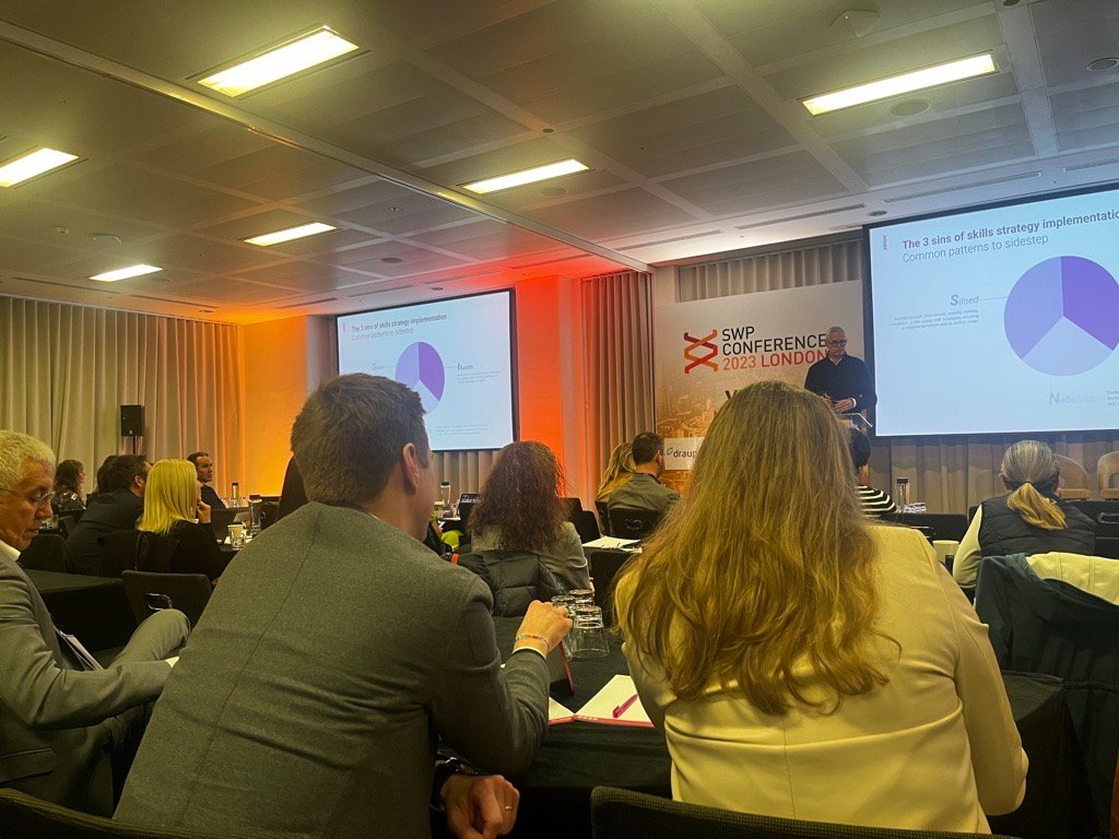 NakisaInc's tweet image. Here's Nakisa's Phil Hofton in London! There, he attended the 2003 SWP Conference, where he shared insights with other leading workforce planning experts and got in touch with the industry trends. We can't wait to have Phil back and hear all about it! #SWPConference #OrgDesign