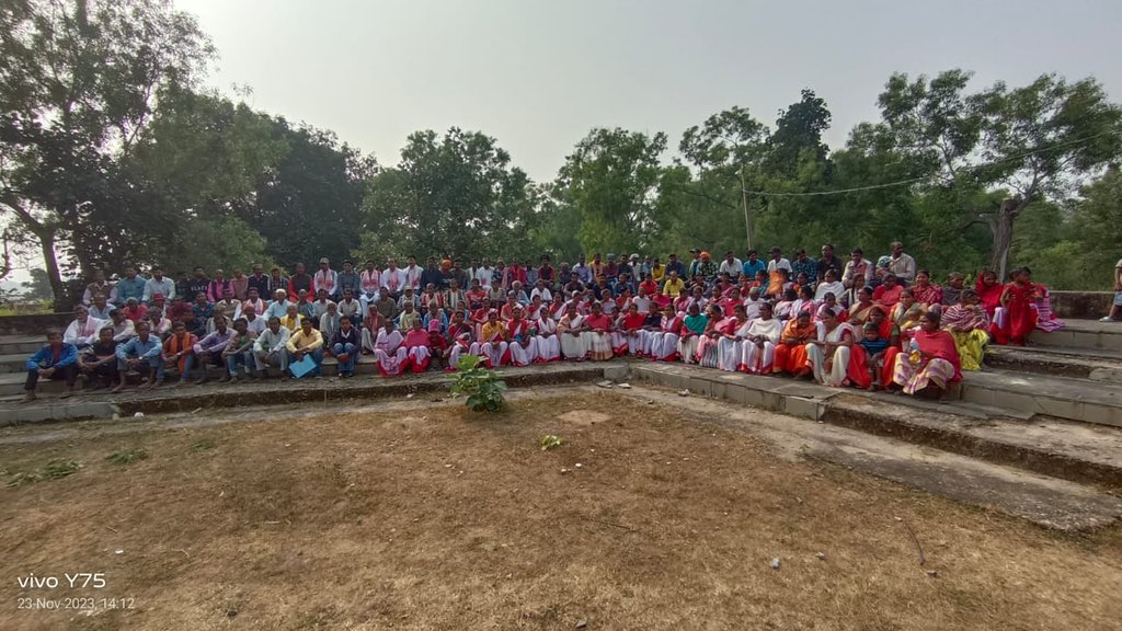 #CSRProject by @SECI_Ltd brings sustainable agriculture to tribal farmers of #Gumla. On occassion of #JanjatiyaGauravDivas interaction held with beneficiaries by Hon'ble MP @Sameeroraon16 & @foundationISDG. #EmpoweringtribalsTransformingIndia