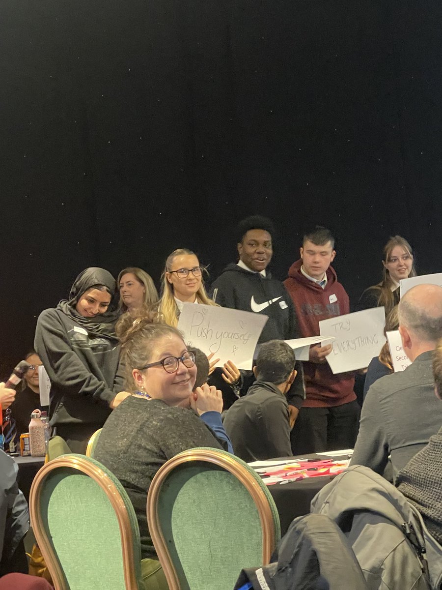 DYW Bannerman High School tweet media