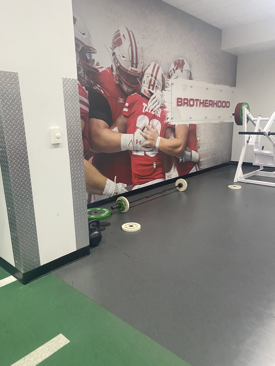 Ra’Von Robinson (@ravonrobinson20) on Twitter photo Had an amazing time in Madison last weekend!!Thankful to be back! <a href="/EwaldTaylor/">Taylor Ewald</a> <a href="/CoachMikeTress/">Coach Mike Tressel</a> <a href="/DanRohrerUW/">Dan Rohrer</a> Had an amazing time in Madison last weekend!!Thankful to be back! <a href="/EwaldTaylor/">Taylor Ewald</a> <a href="/CoachMikeTress/">Coach Mike Tressel</a> <a href="/DanRohrerUW/">Dan Rohrer</a>