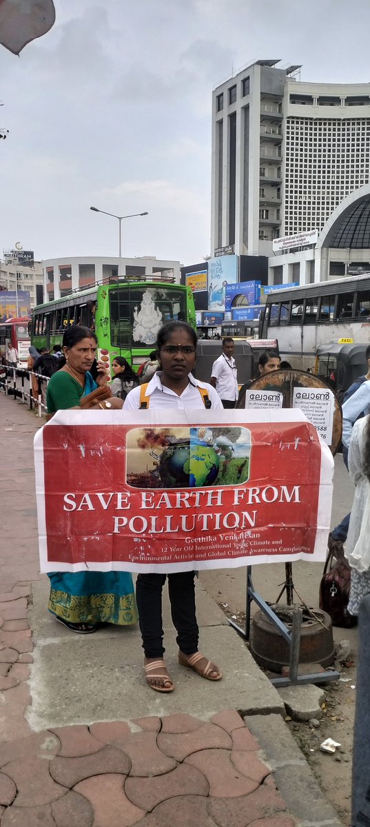 YadhumadiR's tweet photo. At Trivendrum City, Keralam...I hope this Environmental journey gives me a small satisfaction .
A small awareness Campaign at busiest busstand area of #Trivendrum City .
#SaveEarthFromPollution
#SaveForestry
#DontDestroyForestry #MinimizeUrbanDream #SaveEarth @GretaThunberg https://t.co/iUyrB6x9x8